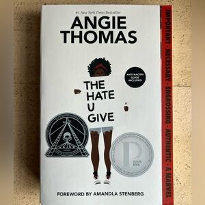 The Hate U Give Book by Angie Thomas ⭐️⭐️⭐️⭐️⭐️